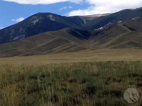 22 Broken Trl N, Belfry, MT 59008