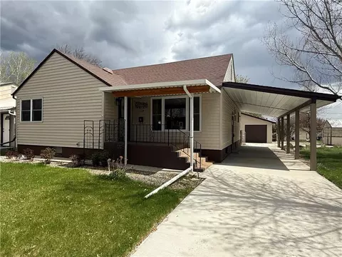1108 2nd Street W W, Roundup, MT 59072 photo 1