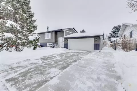 1124 10th Ave, Laurel, MT 59044 photo 1