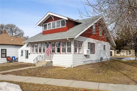 219 E 1st St, Laurel, MT 59044 photo 1