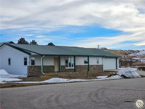 603 W 3rd, Big Timber, MT 59011