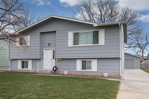 709 8th Ave, Laurel, MT 59044 photo 1