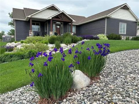 2255 Saddleback Dr, Laurel, MT 59044 photo 1