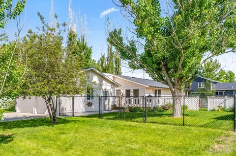 1045 Rangeview Dr, Hardin, MT 59034 photo 1