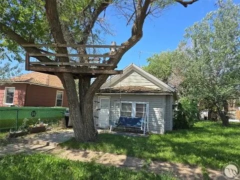 107 S 3rd St E, Baker, MT 59313 photo 1
