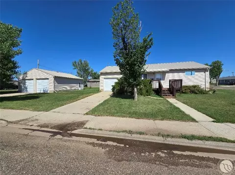 414 S 8th St E, Baker, MT 59313 photo 1
