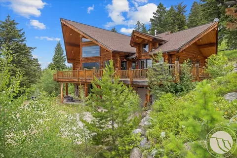 629 E Rosebud Rd, Roscoe, MT 59071