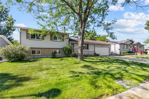 1004 Rangeview Dr, Hardin, MT 59034 photo 1
