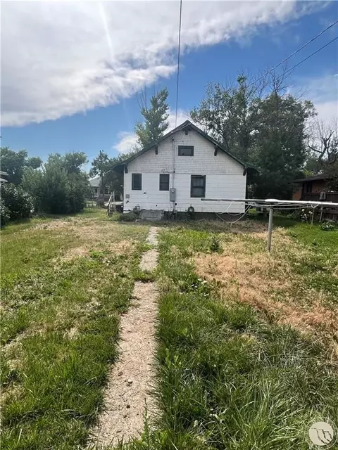 513 N Custer Ave, Hardin, MT 59034 photo 1