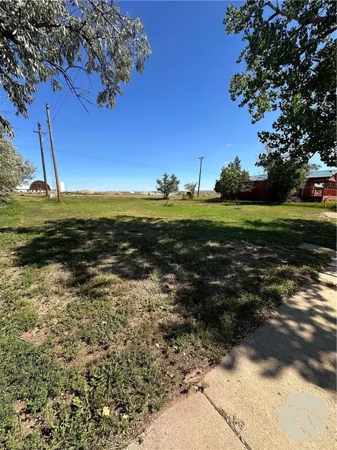 415 E Montana Ave, Baker, MT 59313 photo 3