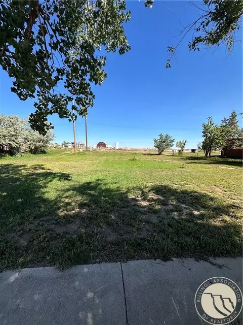 415 E Montana Ave, Baker, MT 59313 photo 2