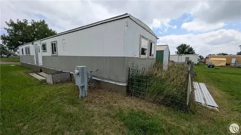 33 Hwy 16 #272, Glendive, MT 59330