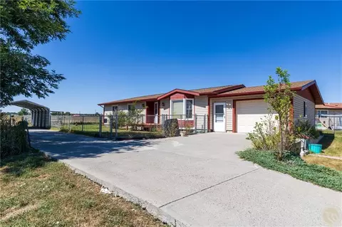 1226 5th St W, Roundup, MT 59072 photo 1