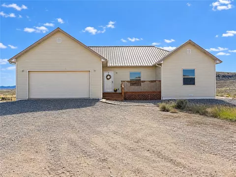 194 N Dry Creek Rd, Bridger, MT 59014