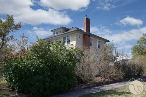724 N Center Ave, Hardin, MT 59034