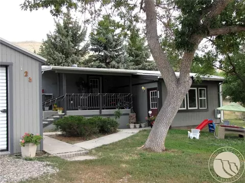 123 S 4th St, Bearcreek, MT 59007
