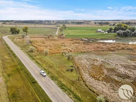 2 2nd S, Pompeys Pillar, MT 59064