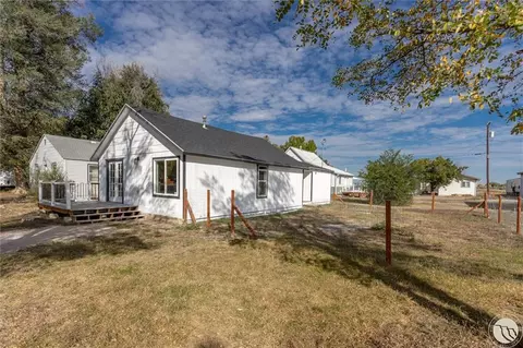207 A St, Fromberg, MT 59029 photo 1
