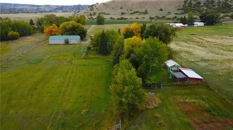 68 Bridger Creek Rd, Reed Point, MT 59069