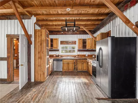 Kitchen - 9 Lost Cache Rd, Columbus, MT 59019 photo 1 of 3