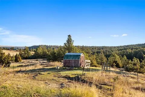 Exterior - 9 Lost Cache Rd, Columbus, MT 59019 photo 5 of 8