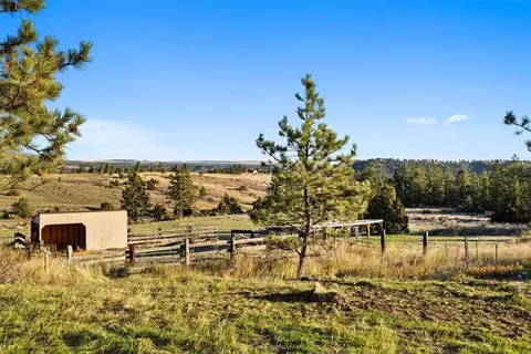 Exterior - 9 Lost Cache Rd, Columbus, MT 59019 photo 4 of 8