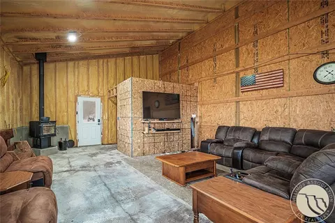 Living - 94 Upper Flat Rd, Columbus, MT 59019 photo 2 of 2