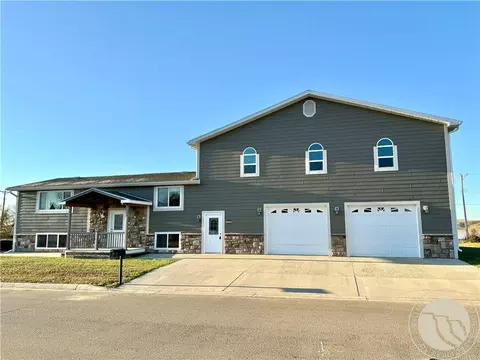 121 W Southern Ave, Plentywood, MT 59254
