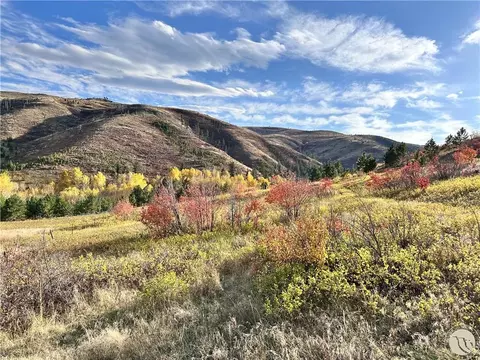 91 W Bridger Creek Rd, Reed Point, MT 59069