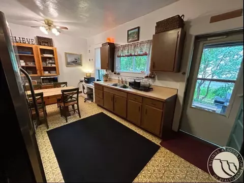 Kitchen - 345 N 3rd St, Columbus, MT 59019 photo 2 of 5