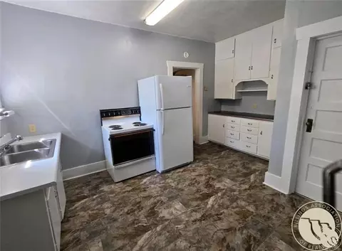 Kitchen - 345 N 3rd St, Columbus, MT 59019 photo 5 of 5