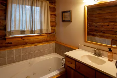 Bath - 304 Main St E, Cooke City, MT 59020 photo 4 of 4