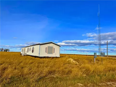 530 Belmont Rd, Lavina, MT 59046