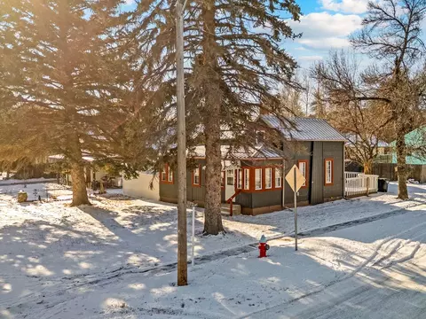 201 S Park St, Joliet, MT 59041