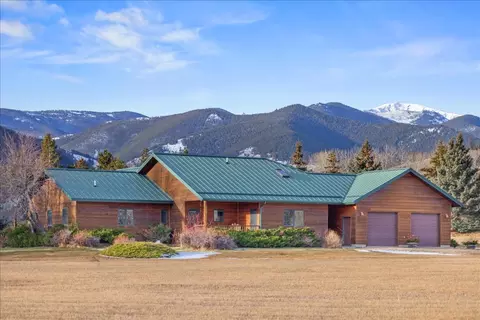 15 Ski Ln, Red Lodge, MT 59068