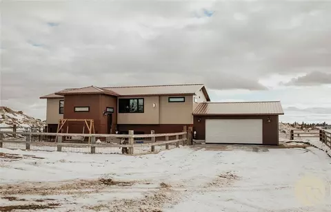 154 Old Divide Rd, Roundup, MT 59072