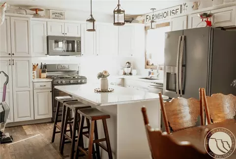 Kitchen - 154 Old Divide Rd, Roundup, MT 59072 photo 1 of 2