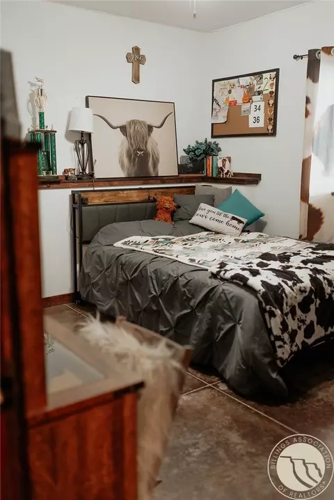 Bedroom - 154 Old Divide Rd, Roundup, MT 59072 photo 3 of 4