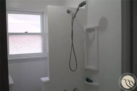Bath - 515 E Broadway Ave, Bridger, MT 59014 photo 2 of 2