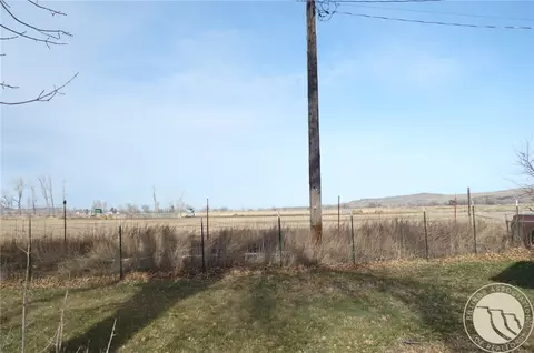 Exterior - 515 E Broadway Ave, Bridger, MT 59014 photo 3 of 3