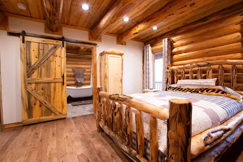 Bedroom - 65 Spires View Ln, Belfry, MT 59008 photo 1 of 4