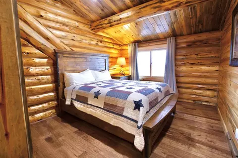Bedroom - 65 Spires View Ln, Belfry, MT 59008 photo 4 of 4