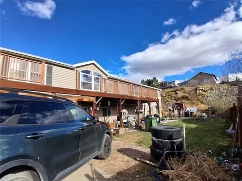 121 N 1st St, Bearcreek, MT 59007