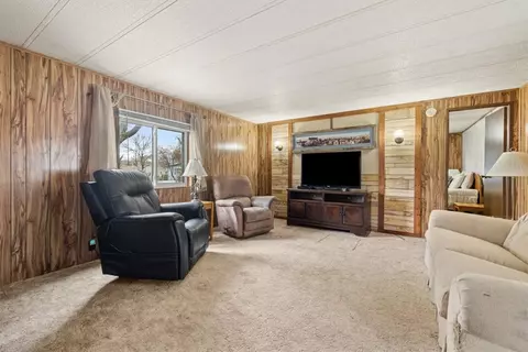 Living - 18 Chestnut Dr, Billings, MT 59102 photo 2 of 3
