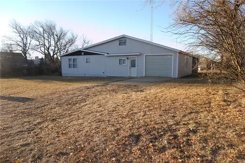 301 1st St S, Froid, MT 59226