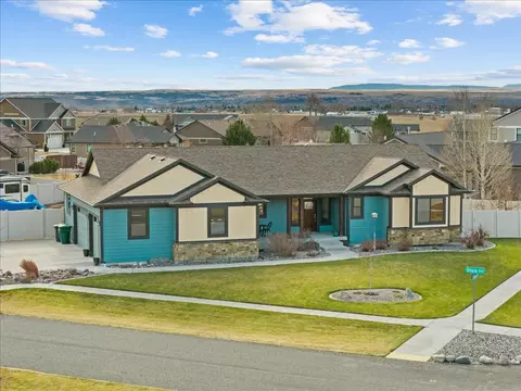 301 Feldspar Way, Billings, MT 59106