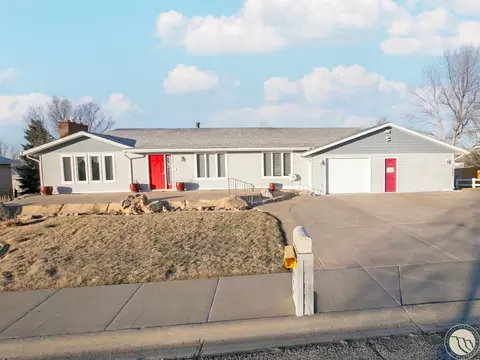 2110 Ridgeview Dr, Billings, MT 59105