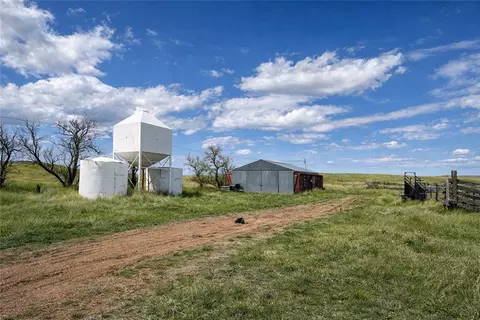 Exterior - 314 Oilfield Rd, Fallon, MT 59326 photo 1 of 1