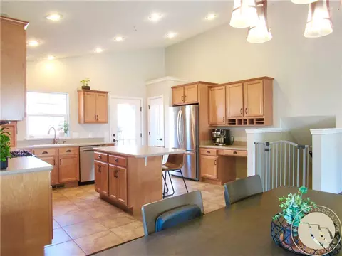 Kitchen - 3020 E Copper Ridge Loop, Billings, MT 59106 photo 2 of 6