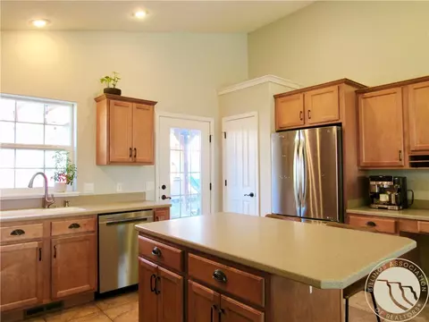 Kitchen - 3020 E Copper Ridge Loop, Billings, MT 59106 photo 6 of 6